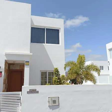 Pousadoiro Playa Blanca (Lanzarote)