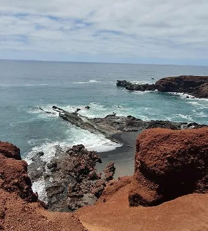 וילה Pousadoiro *